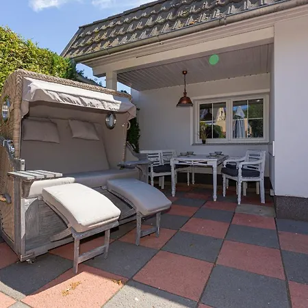 Hus Oetti Sellin (Rugen)